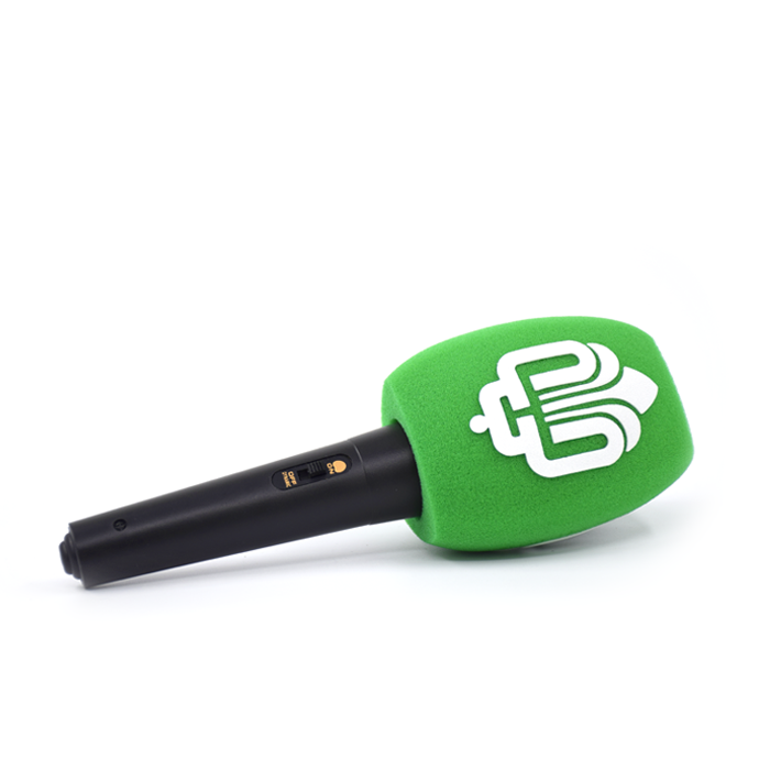 ماکت میکروفون همراه با ابر